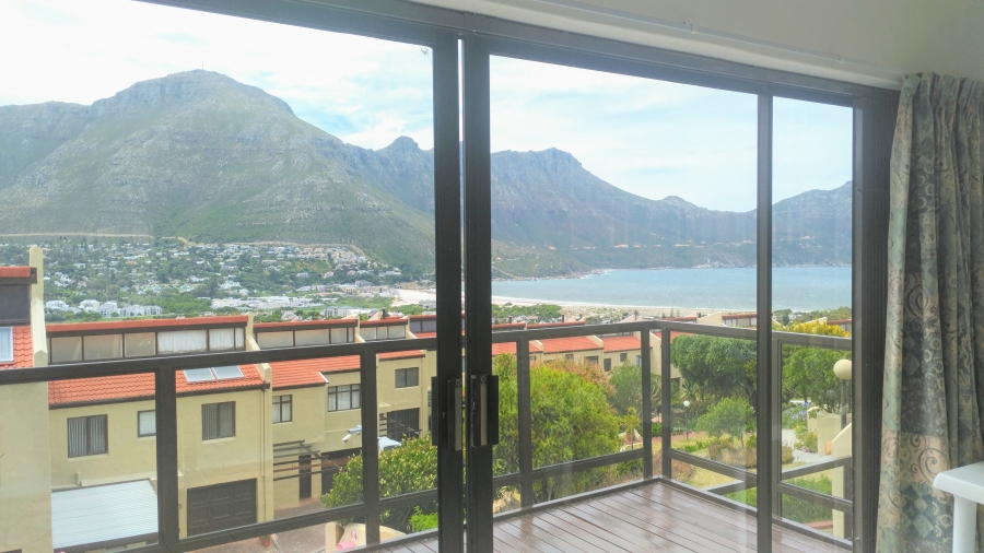 To Let 4 Bedroom Property for Rent in Beach Estate Western Cape